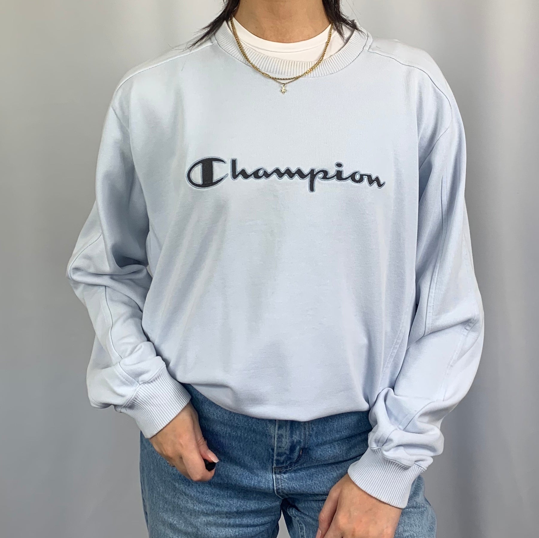 VINTAGE CHAMPION SWEATSHIRT WITH BIG EMBROIDERED SPELLOUT - Women's XL/ Men's M/L