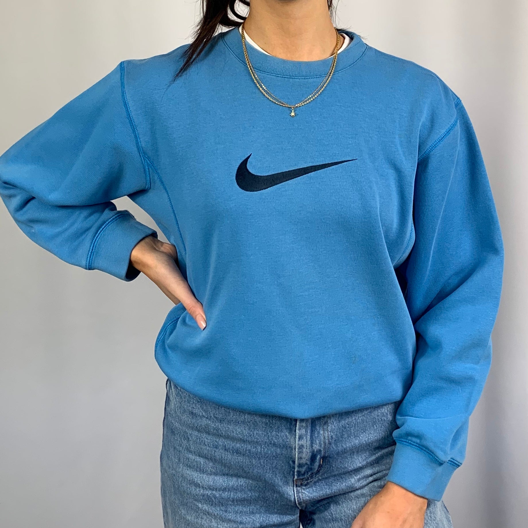 VINTAGE NIKE SWEATSHIRT IN Aqua Blue WITH EMBROIDERED SWOOSH - Women's Small