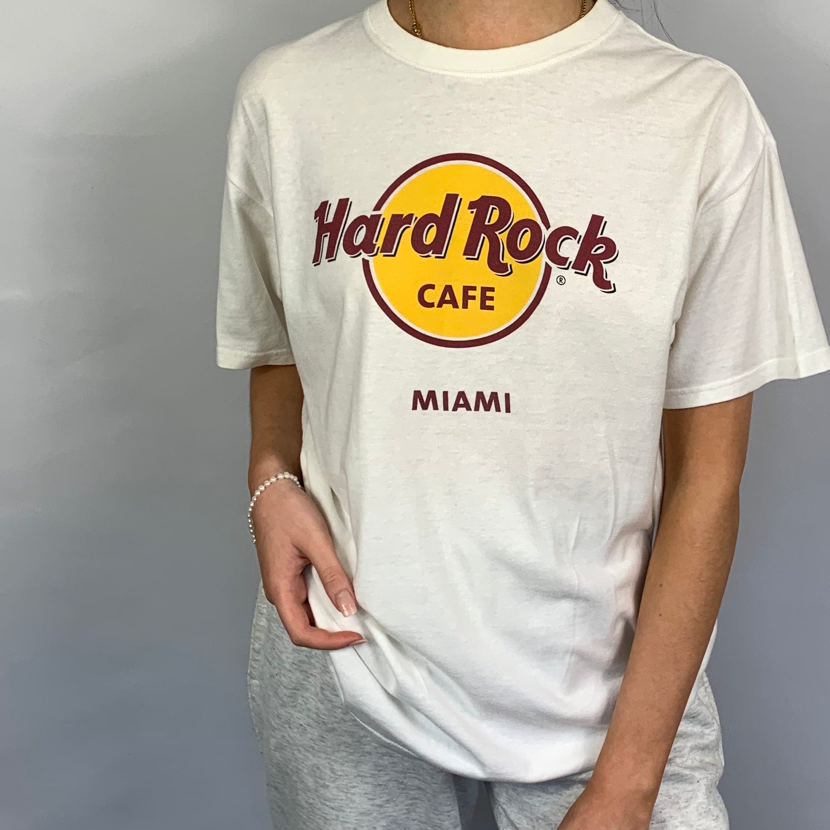 VINTAGE HARD ROCK CAFE Miami T-SHIRT - WOMEN'S Large/ Men's Small