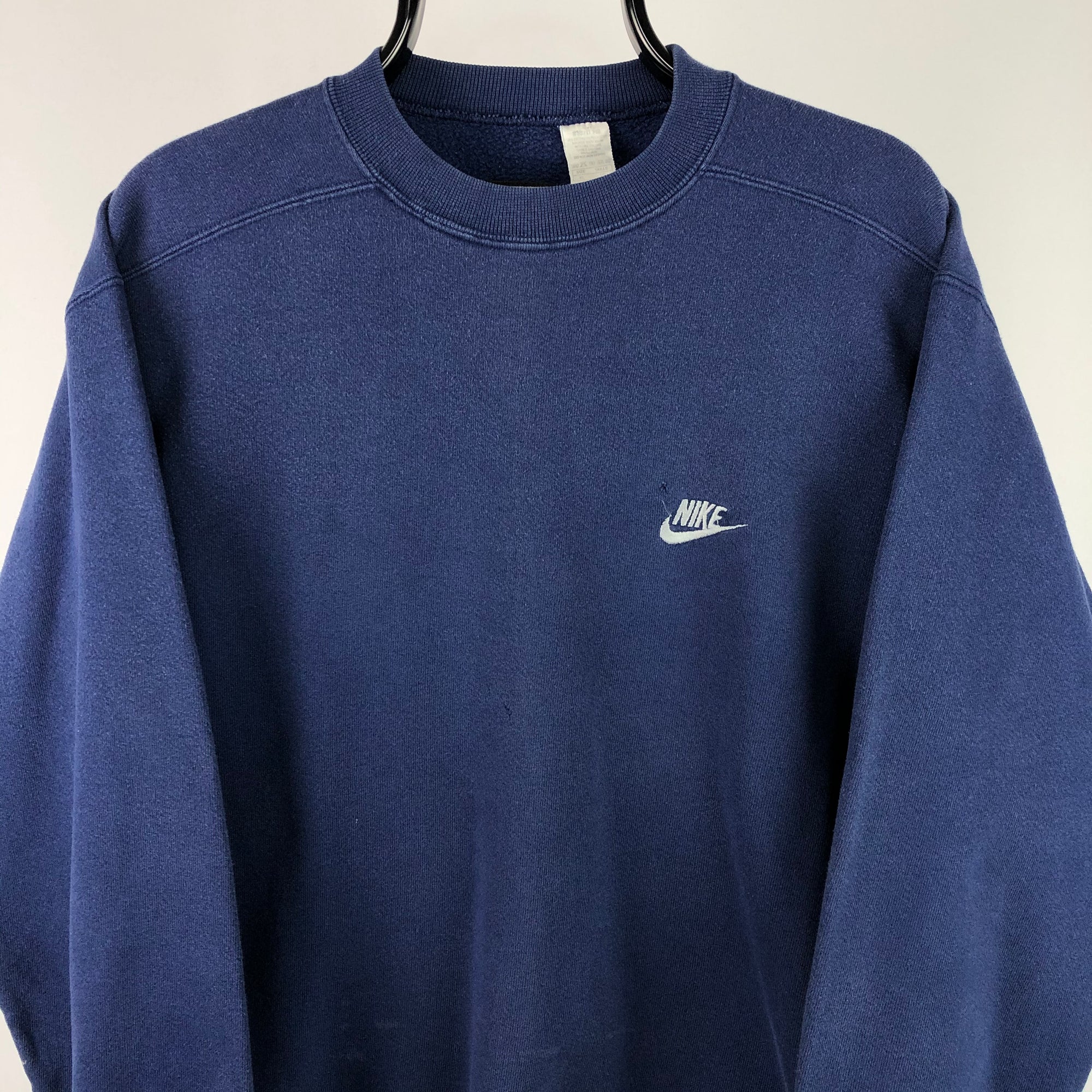Vintage Nike Embroidered Small Logo Sweatshirt in Navy - Men's Medium/Women's Large