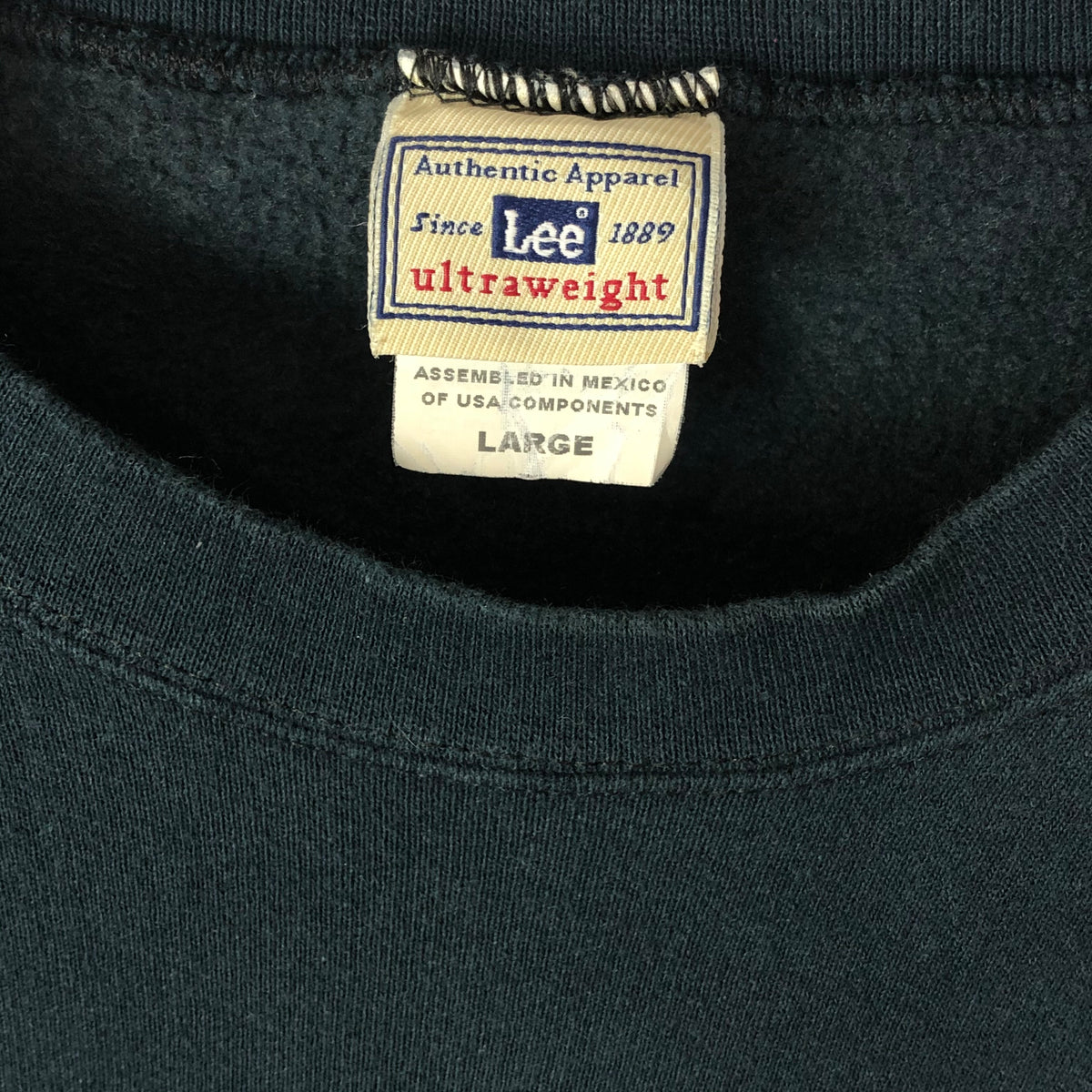 Lee Ultraweight Sweatshirt in Black Men's Large/Women's XL Vintique