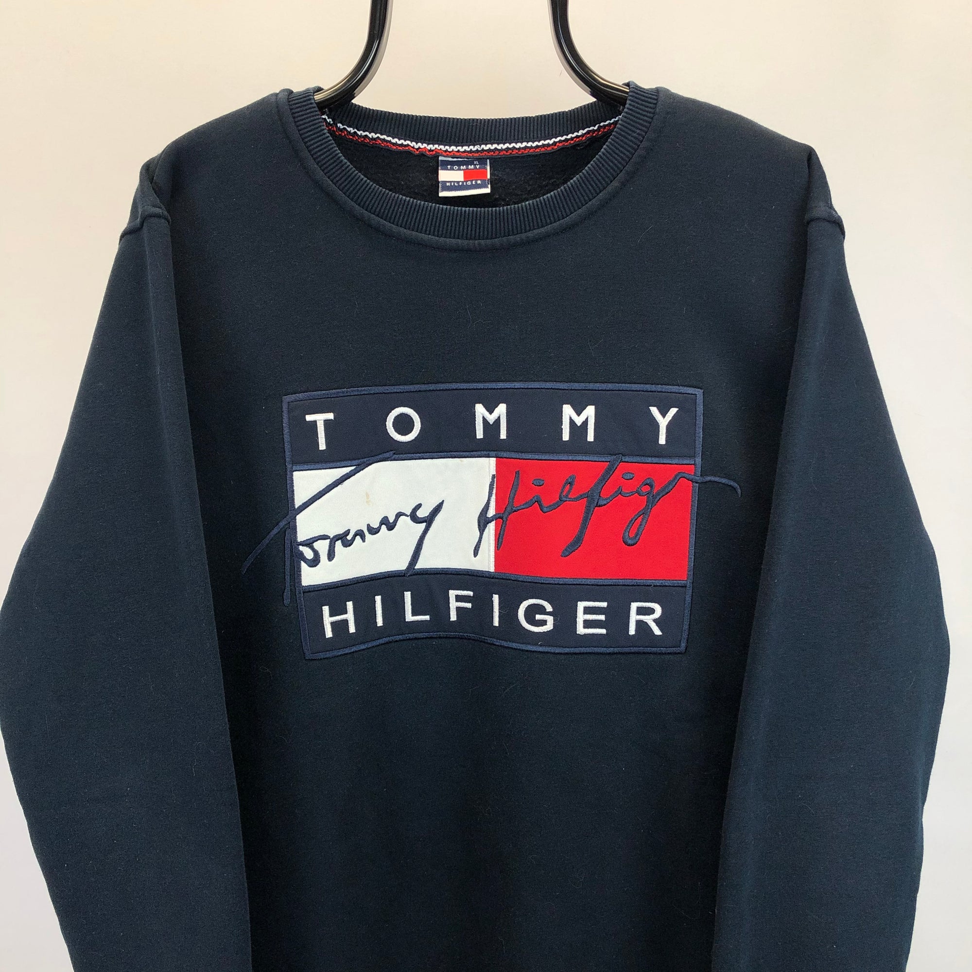 Vintage Tommy Hilfiger Spellout Sweatshirt in Navy - Men's Medium/Women's Large