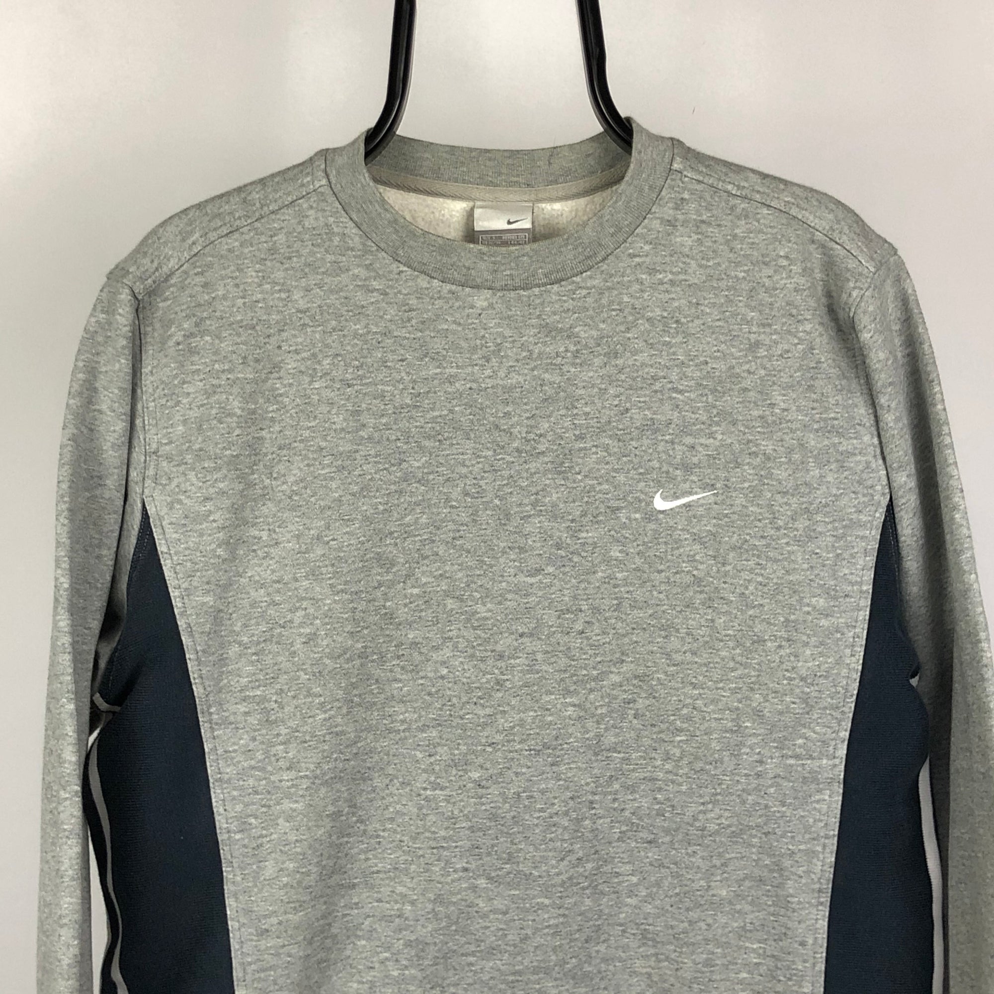 Vintage Nike Embroidered Small Logo Sweatshirt in Grey/Navy - Men's Small/Women's Medium