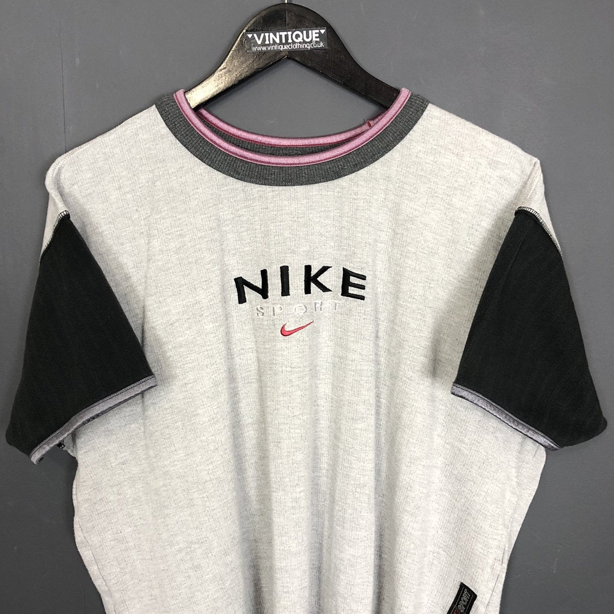 Vintage Nike Spellout T-Shirt in Grey, Black & Pink - Medium - Vintique Clothing