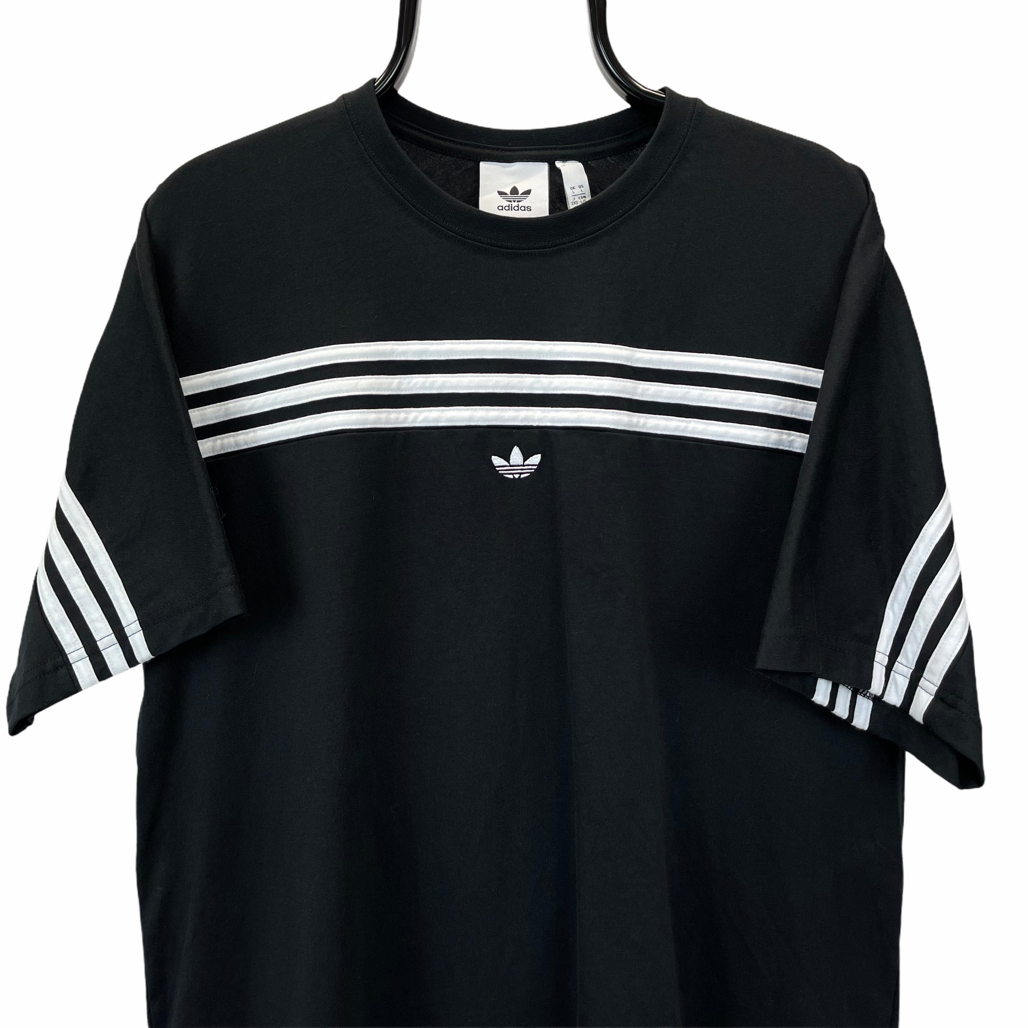 ADIDAS CENTRE LOGO TEE IN BLACK & WHITE - MEN'S LARGE/WOMEN'S XL