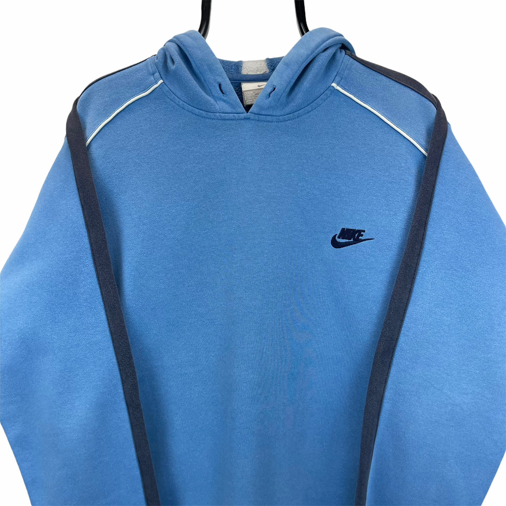 VINTAGE NIKE EMBROIDERED SMALL LOGO HOODIE IN BLUE - MEN'S MEDIUM/WOMEN'S LARGE