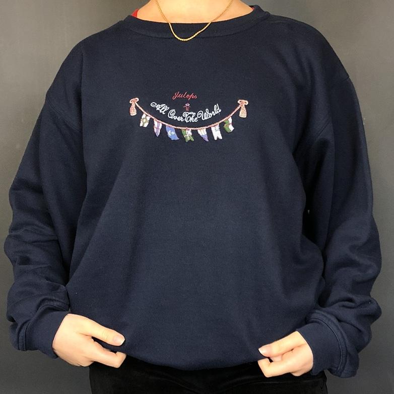 Vintage ‘All Over the World’ Sweatshirt - Large - Vintique Clothing