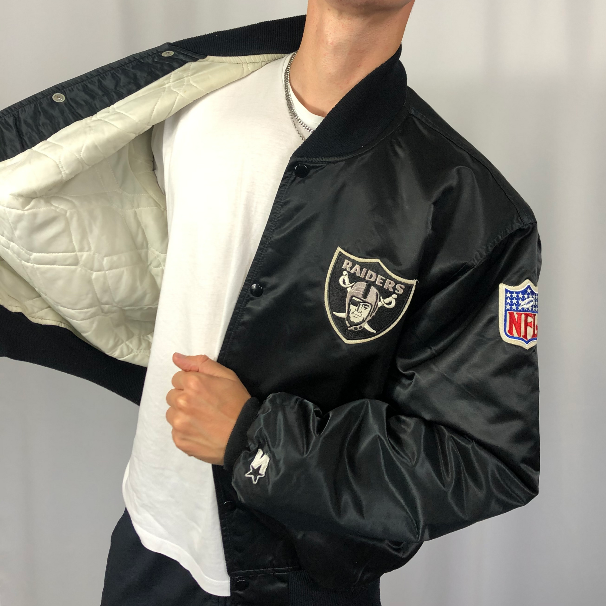 Vintage NFL Oakland Raiders Bomber Jacket - Large - Vintique Clothing
