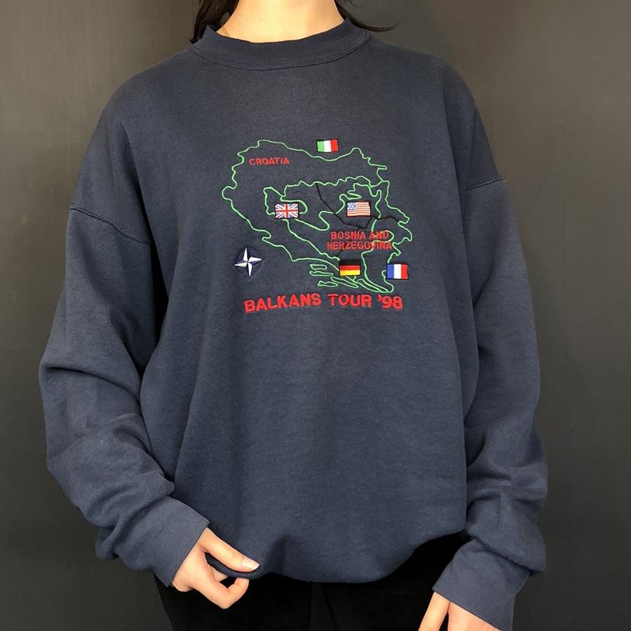Vintage Balkans Tour ‘98 Sweatshirt - Women's L/XL - Men's M/L - Vintique Clothing