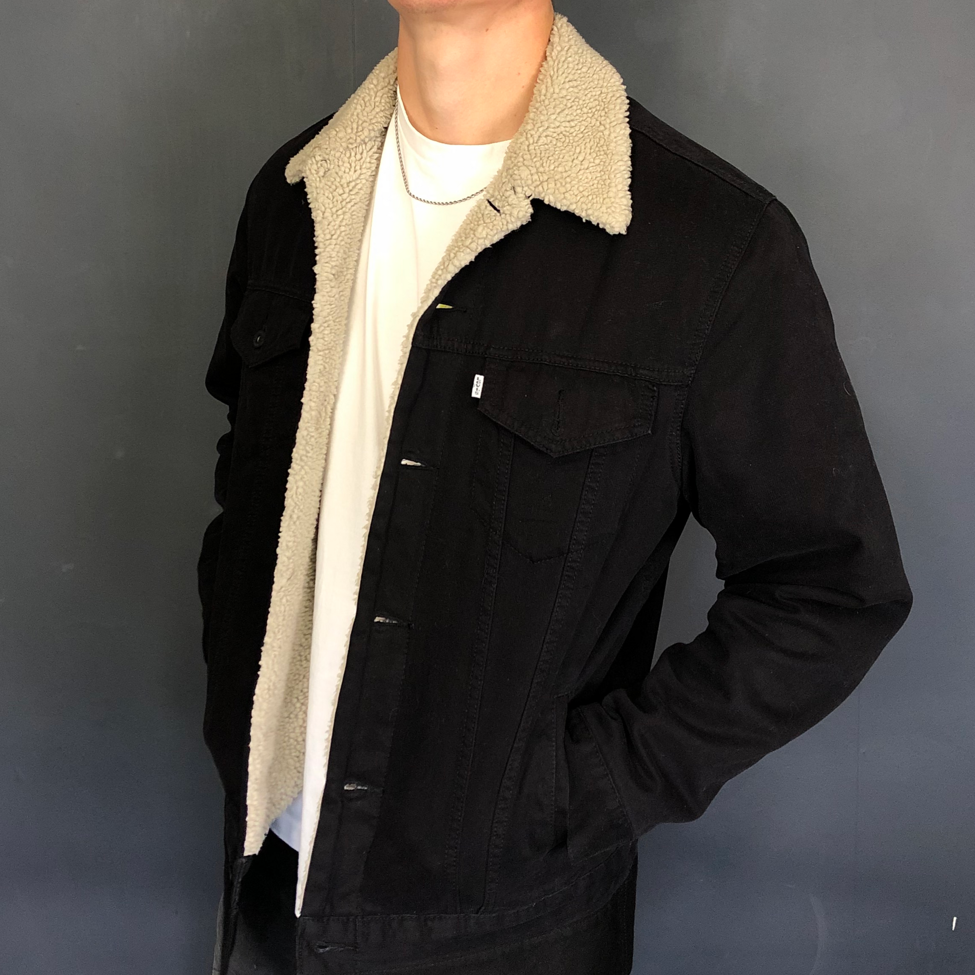 Vintage Levi's Sherpa Denim Jacket - Large - Vintique Clothing