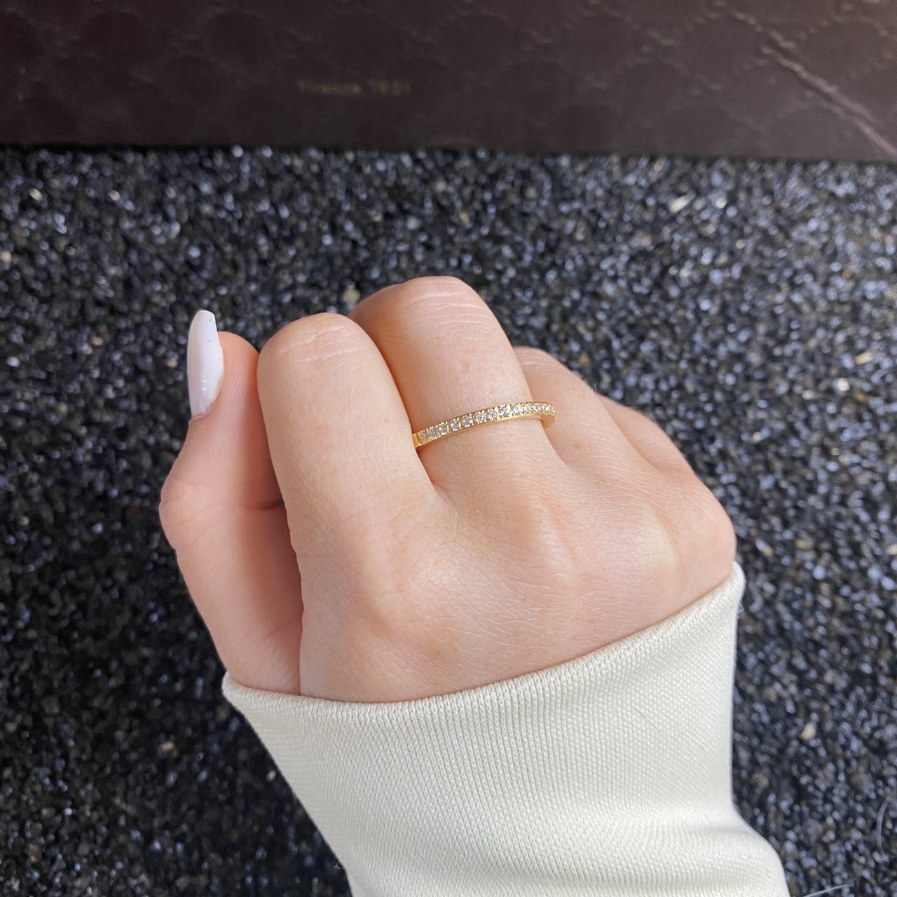 Women’s Gold Diamond Ring - Vintique Clothing