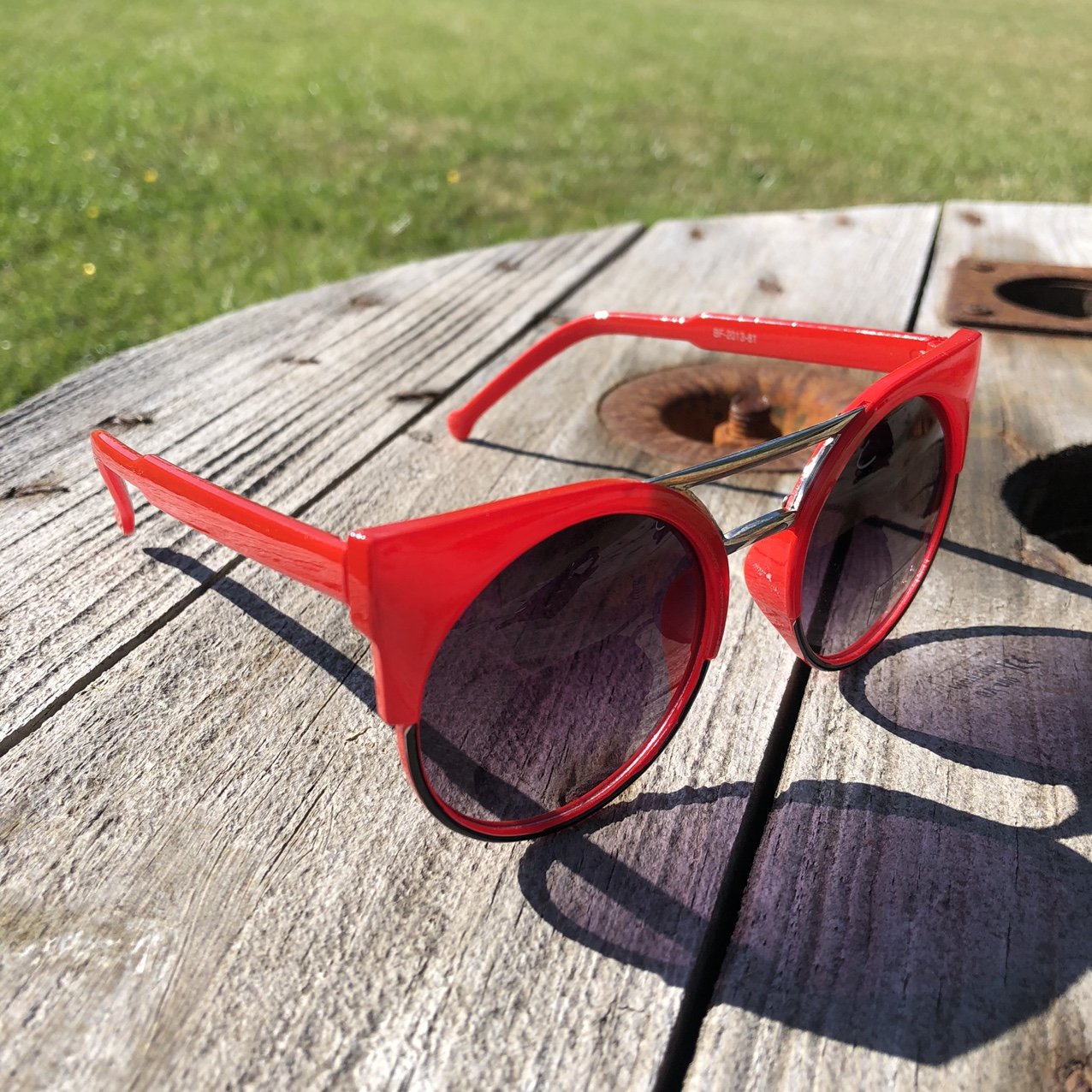 Women’s Horn-Rimmed Cat Eye Sunglasses UV400 - Vintique Clothing