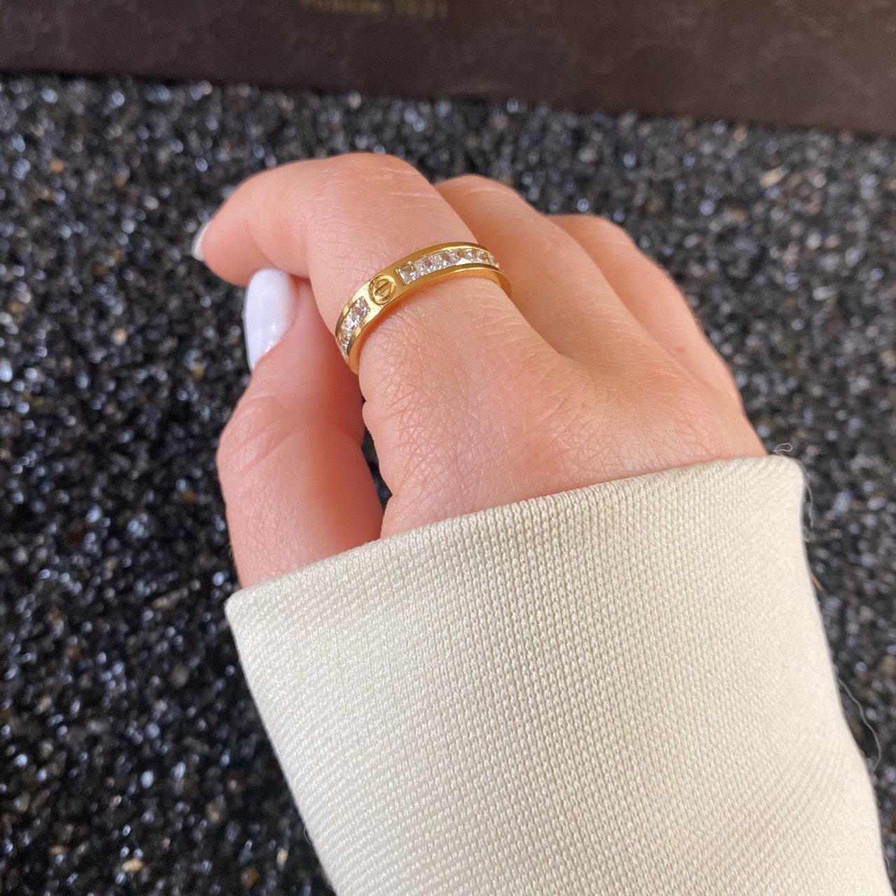 Women’s Classic Screw Gold Diamond Ring - Vintique Clothing