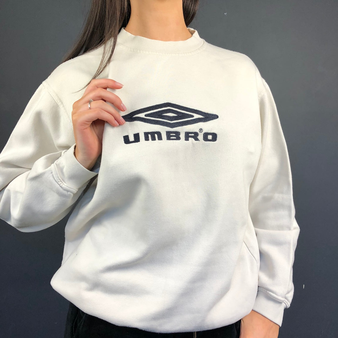 Vintage Umbro Spellout Sweatshirt in Cream